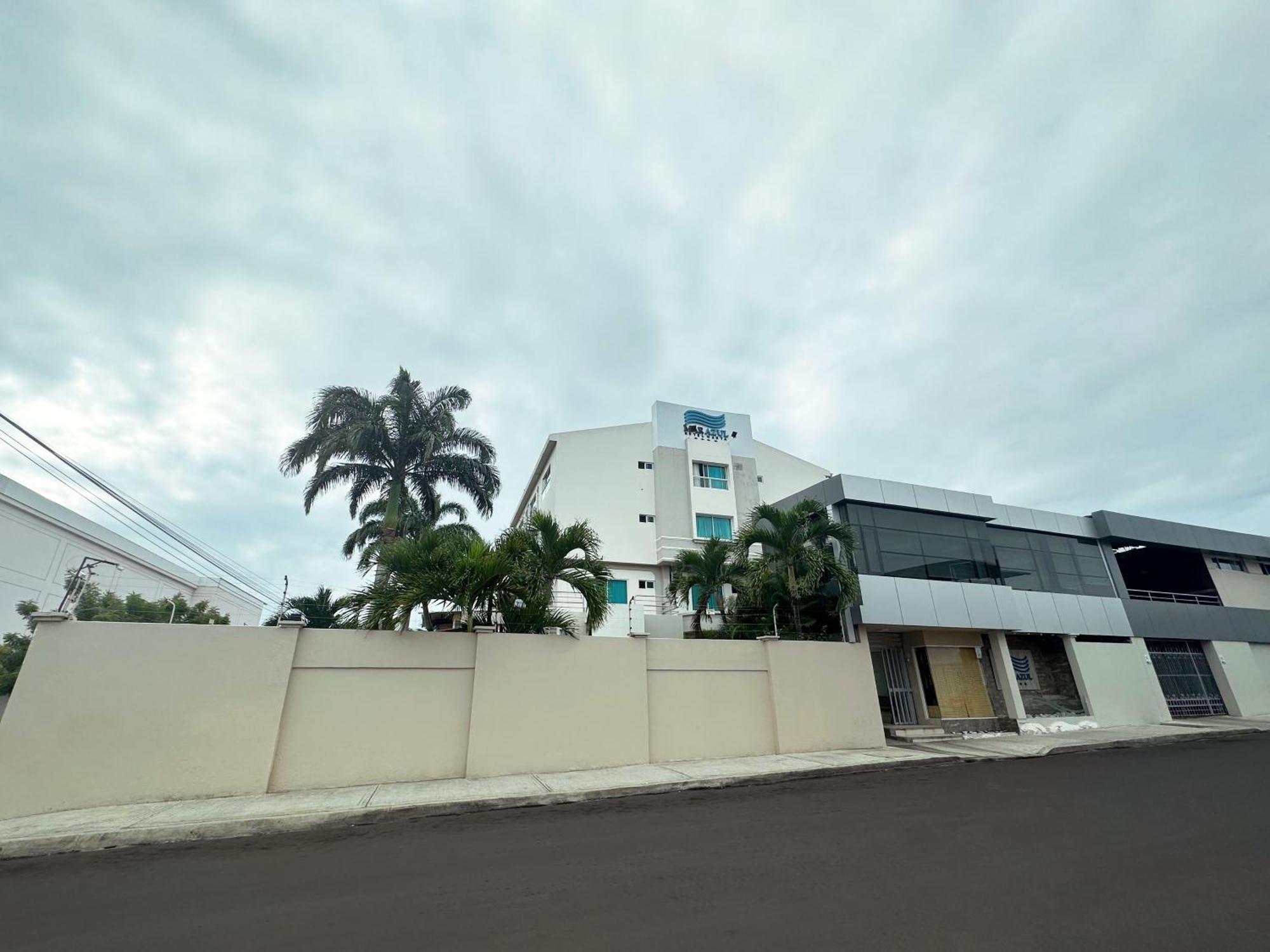 Hotel Mar Azul Manta Exterior photo